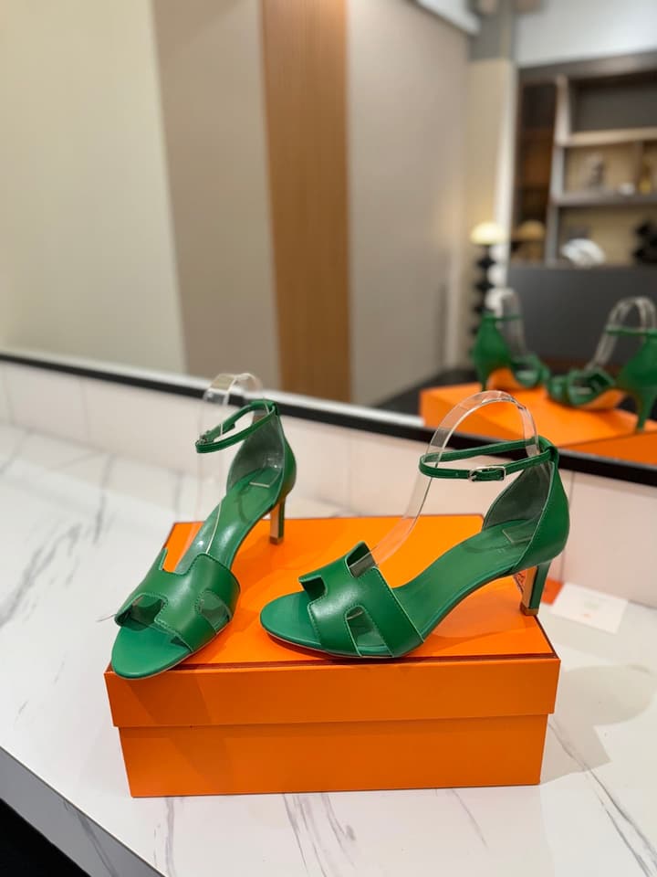 Hermès Classic Smooth Cowhide Heels – 6.5cm in All White