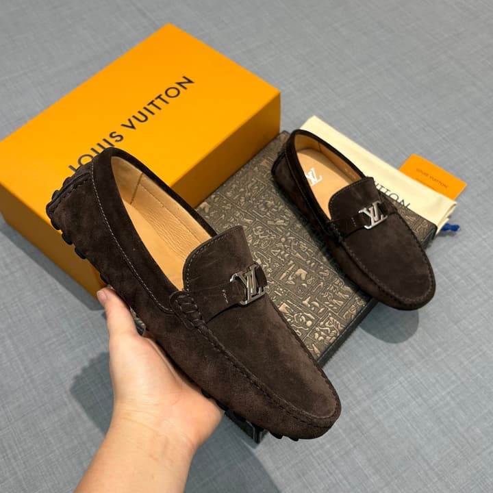Louis Vuitton Men's Suede Driving Shoes in Black Suede