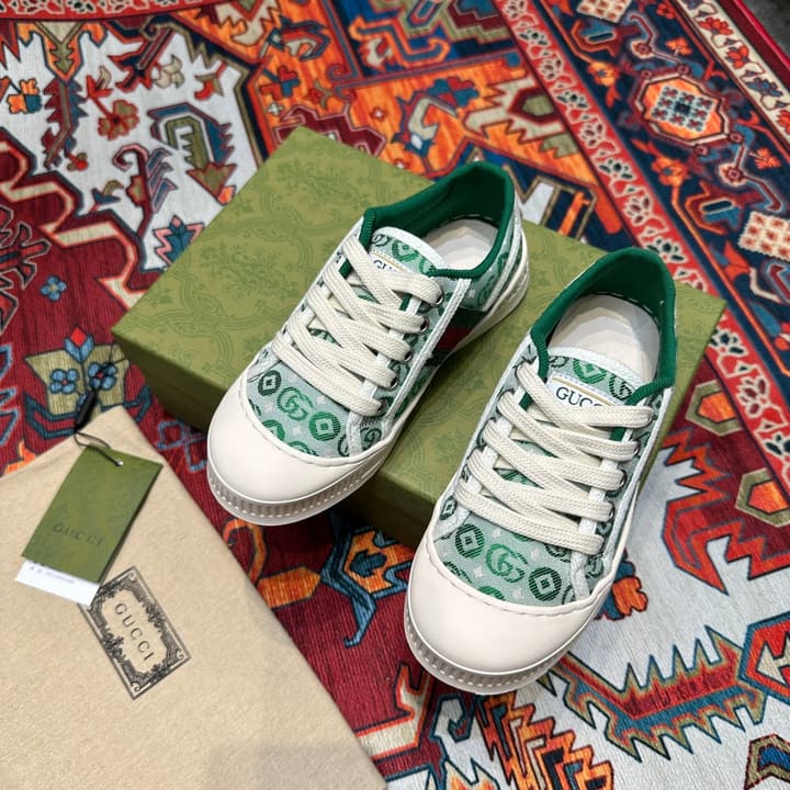 Gucci Kids Footwear – Kids Collection in Beige Plaid Slip-on