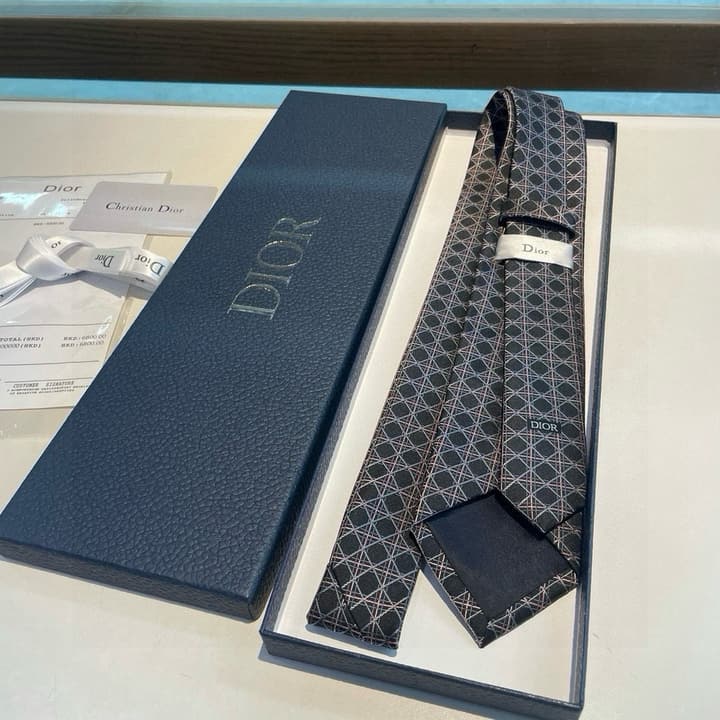 Dior Men's Silk Cannage Tie in Black