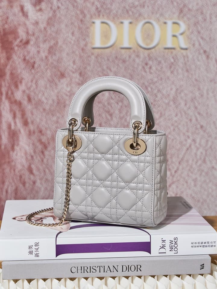 Dior Classic Lady Lambskin Handbag in Blush Pink