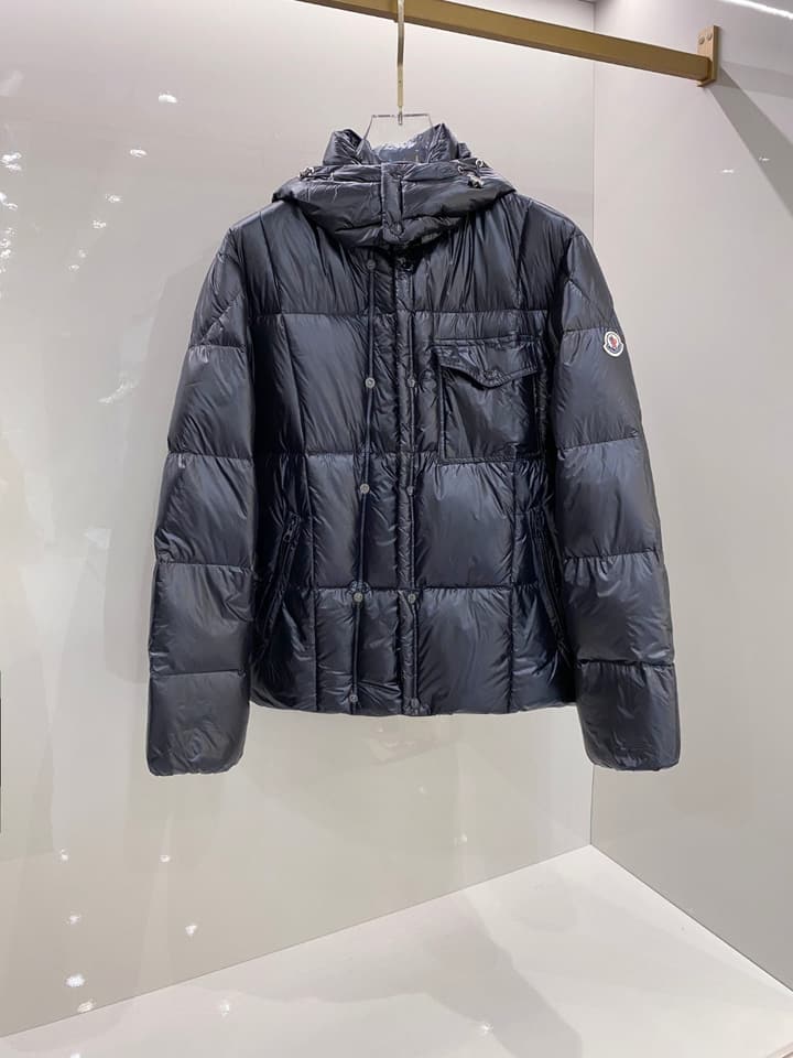 Moncler Goose Down Puffer Jacket – 2025FW in Dark Charcoal