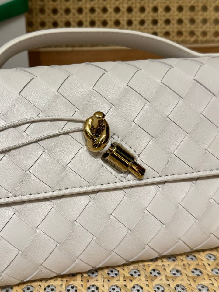 Bottega Veneta Andiamo Clutch Bag in Black Intrecciato