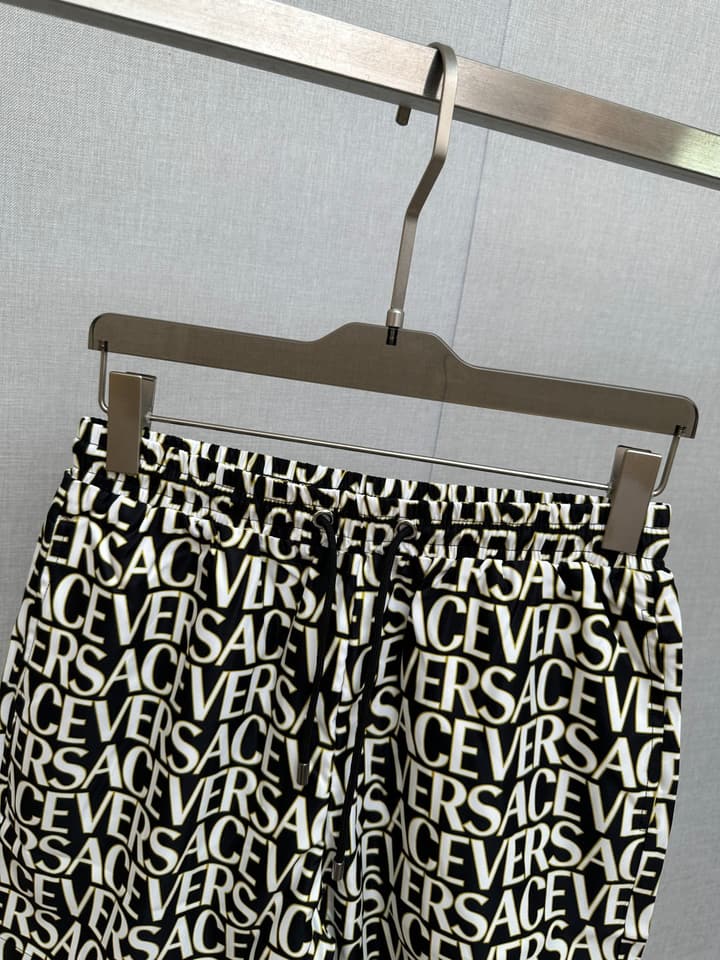 Versace Men's Casual Beach Shorts – 2025SS Collection in Black Gold Baroque Print