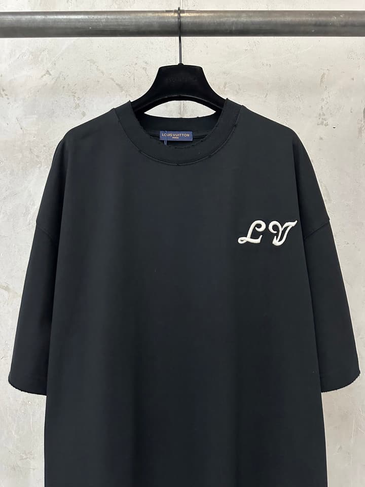 Louis Vuitton Conch Embroidery Crewneck T-Shirt – 26SS in Classic Black