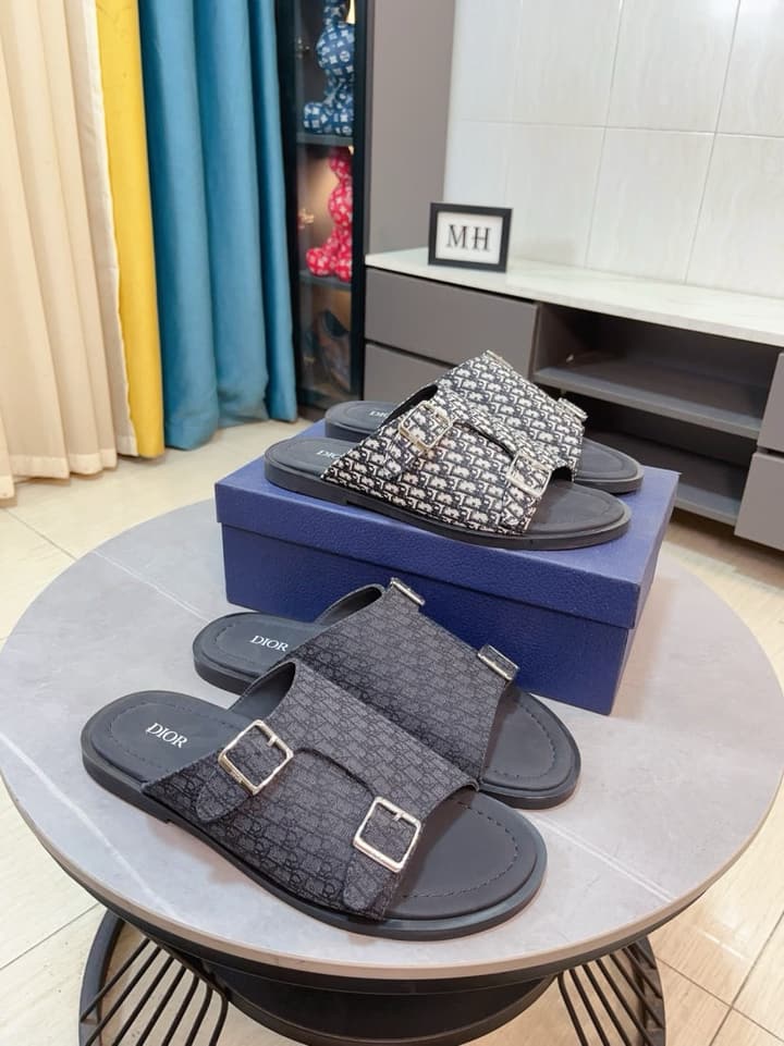 Dior Aqua Suede Sandals – Spring/Summer Collection in Beige Oblique