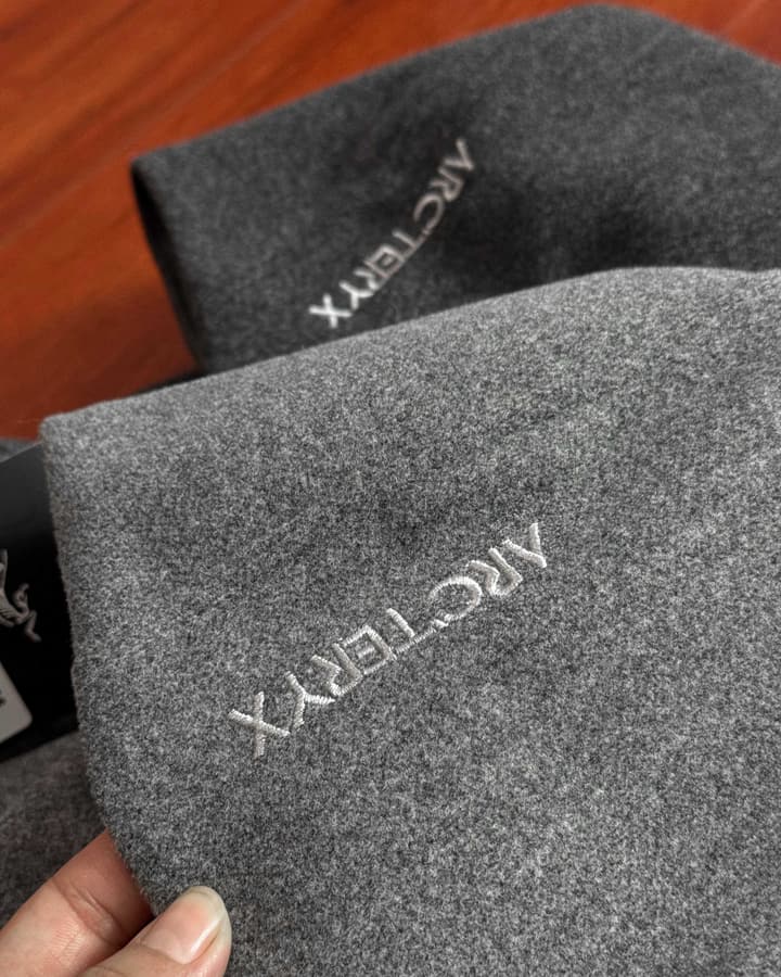 Arc'teryx Sawyer Wool Hoody Softshell Jacket in Dark Gray