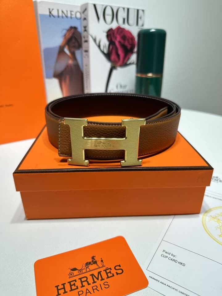 Hermès Men's Top-Layer Cowhide Pin Buckle Belt in Black With Silver Buckle