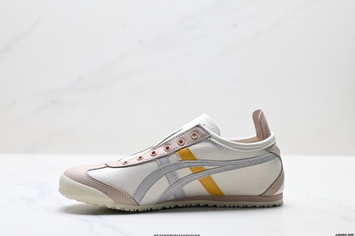 Onitsuka Tiger NIPPON MADE MEXICO 66 DELUXE Sneakers in Cream Yellow Taupe