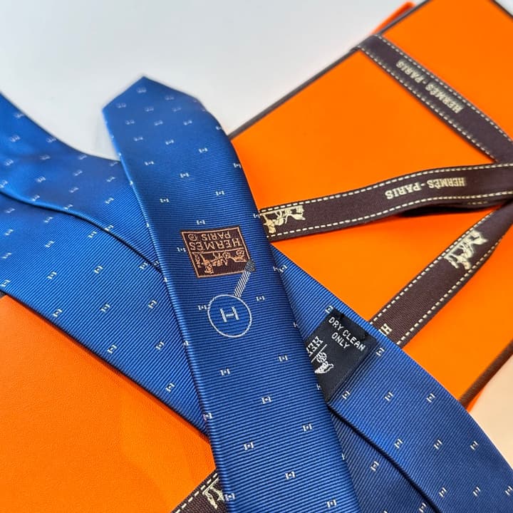 Hermès Men's Silk Tie in Burnt Orange Brown