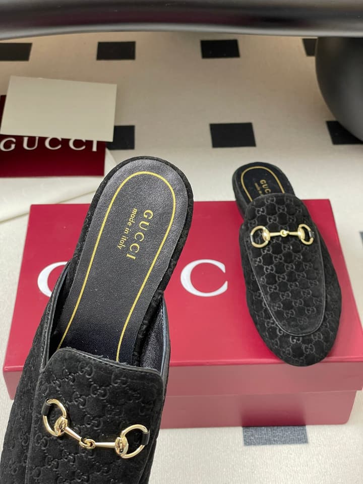 Gucci Princetown Double G Suede Mules – 2025 Fall Collection in Black Suede With Silver Hardware