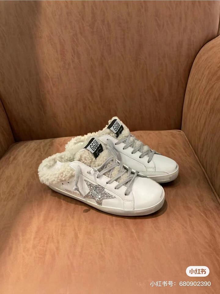 Golden Goose Superstar Distressed Sneakers – 2023 Spring Collection