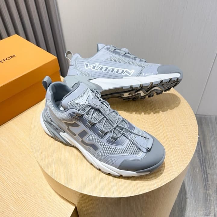 Louis Vuitton Runner Tatic Sneakers in Charcoal Monogram