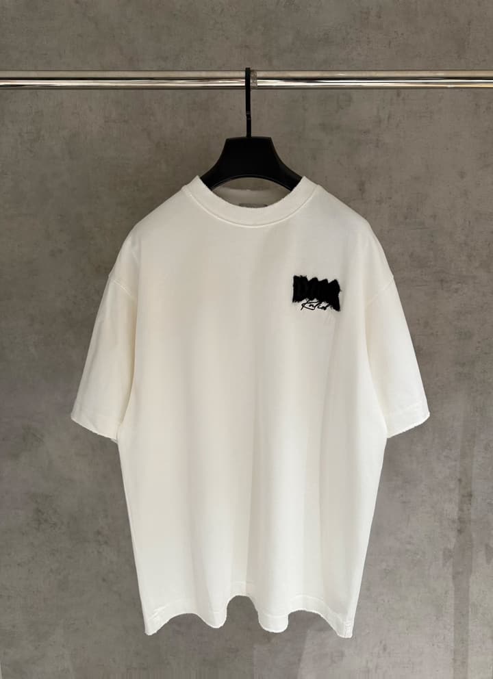 Dior Patch Embroidered Heavyweight T-Shirt in Grey