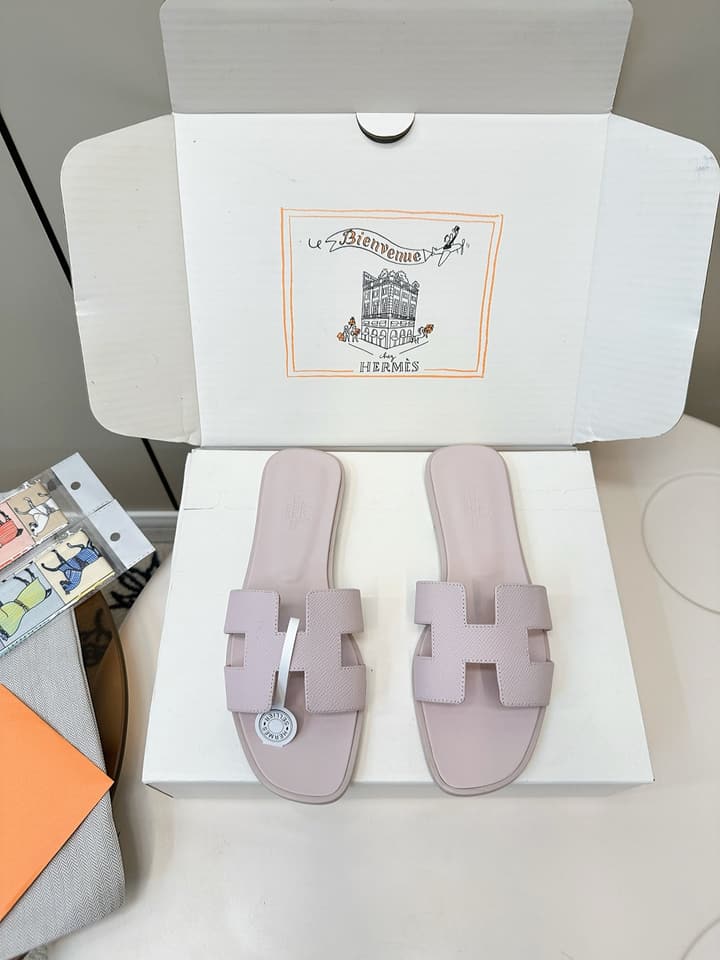 Hermès Palm Grain H-Slides in Bright Green