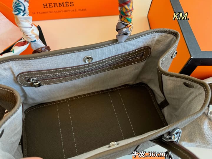 Hermès Garden Tote Bag in Light Beige