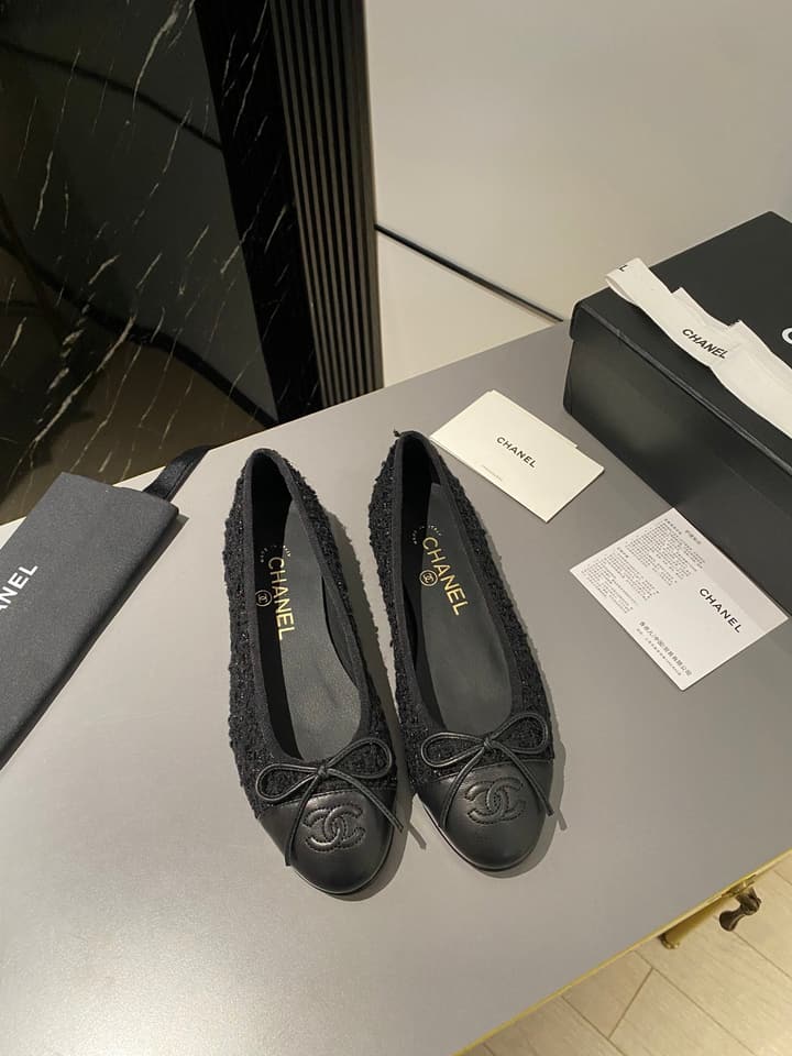 Chanel Classic Ballet Flats in Tan With Black Cap Toe