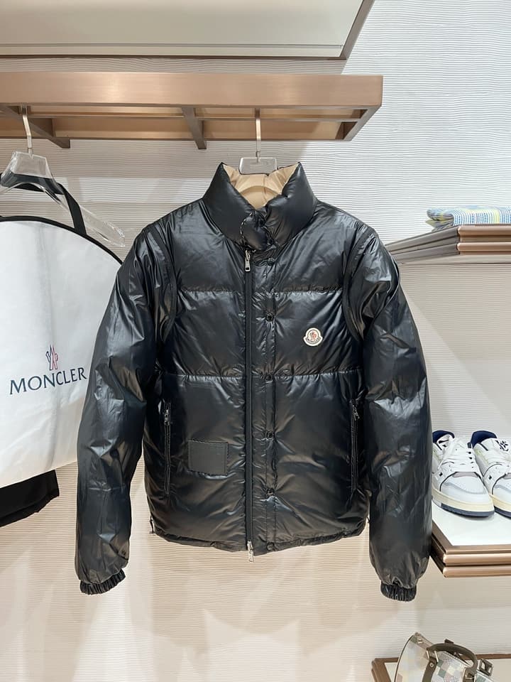 Moncler Designer Puffer Jacket – 2025 Collection in Black Puffer Jacket