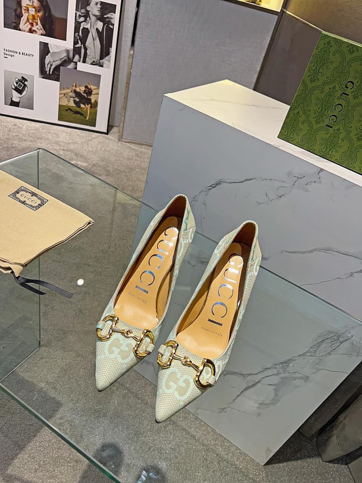 Gucci Pointed-Toe Pumps & Flats – Early Spring Collection