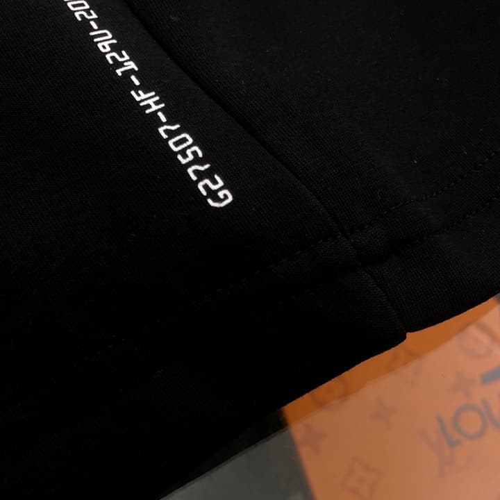 Moncler Spliced Logo Casual Shorts – 2026SS in Classic Black