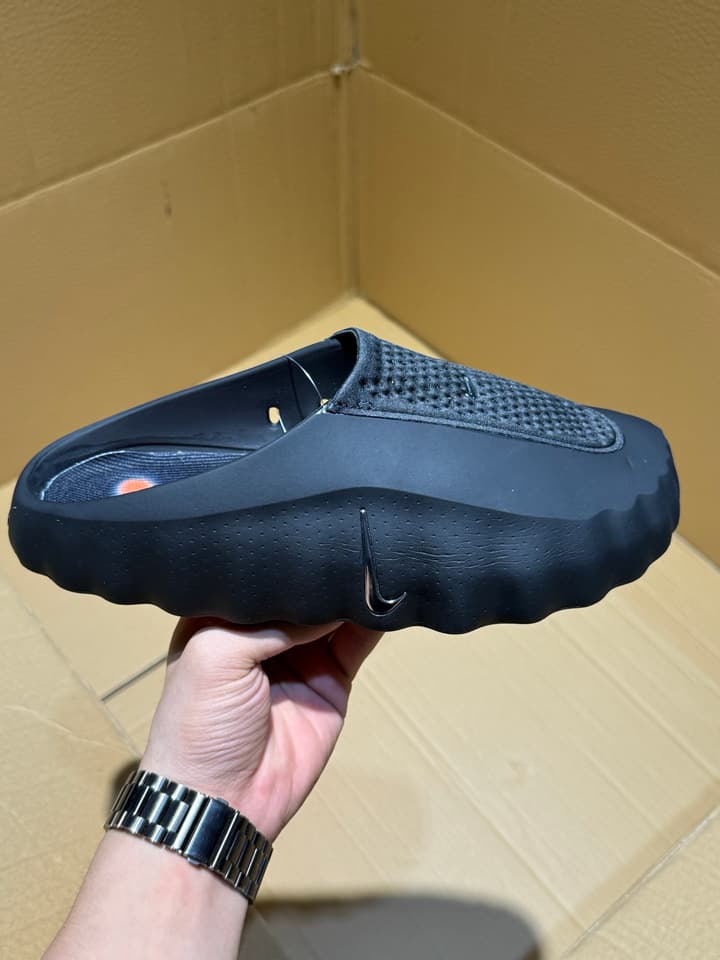 Nike Mind 001 Massage Slides