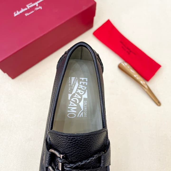 Ferragamo Men's Driving Loafers in Black Grained Gancini