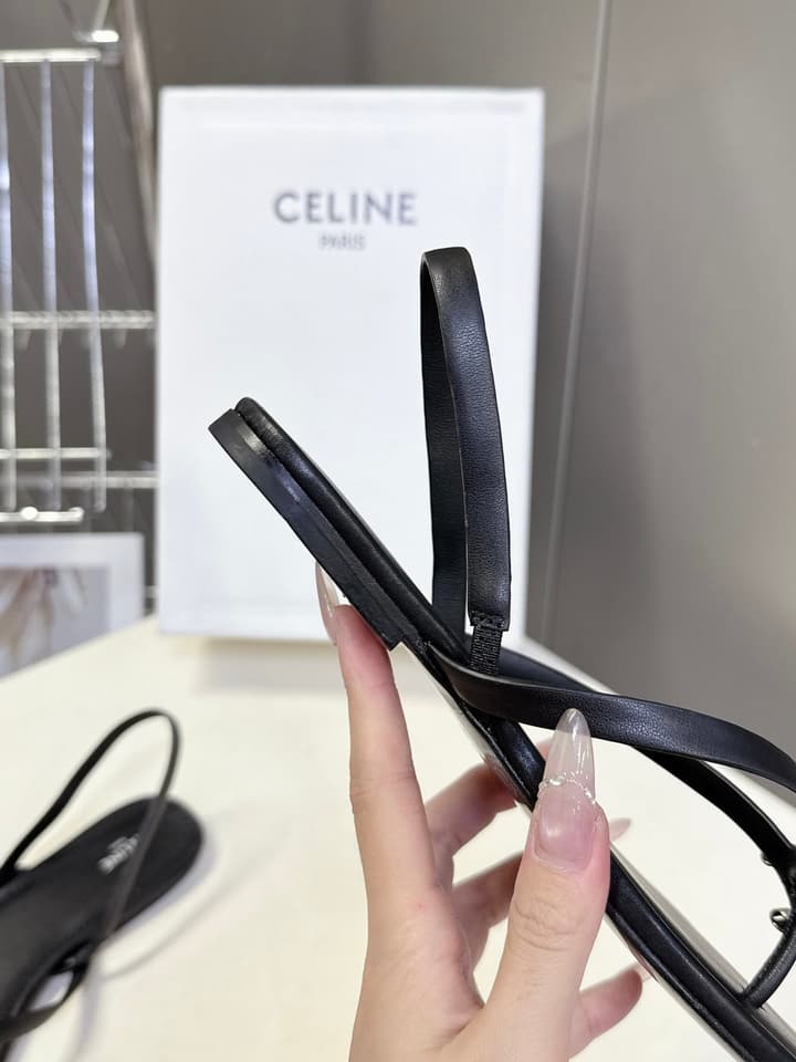 Celine Triomphe Metal Buckle Thong Sandals – Spring/Summer Collection – 2026SS in Black