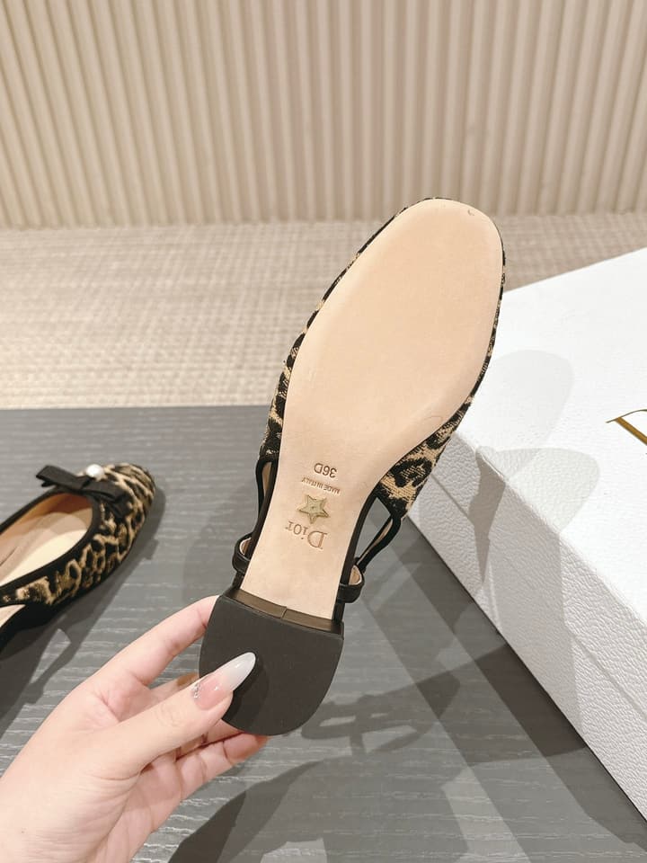 Dior Cannage Ballet Flats – 2024 Early Spring Haute Couture Collection in Leopard Print Mary Jane