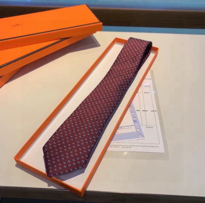 Hermès H-Letter Men's Silk Tie Series in Burgundy Microdot