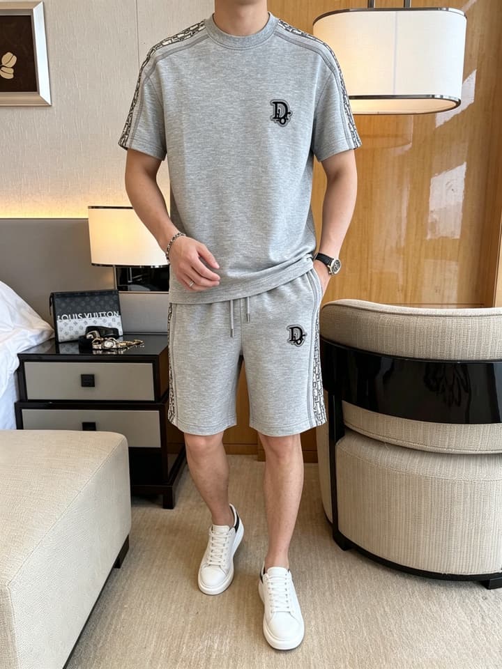 Dior Classic Air Layer T-Shirt and Shorts Set – 2026 Summer Collection in Black Crewneck Oblique Stripe