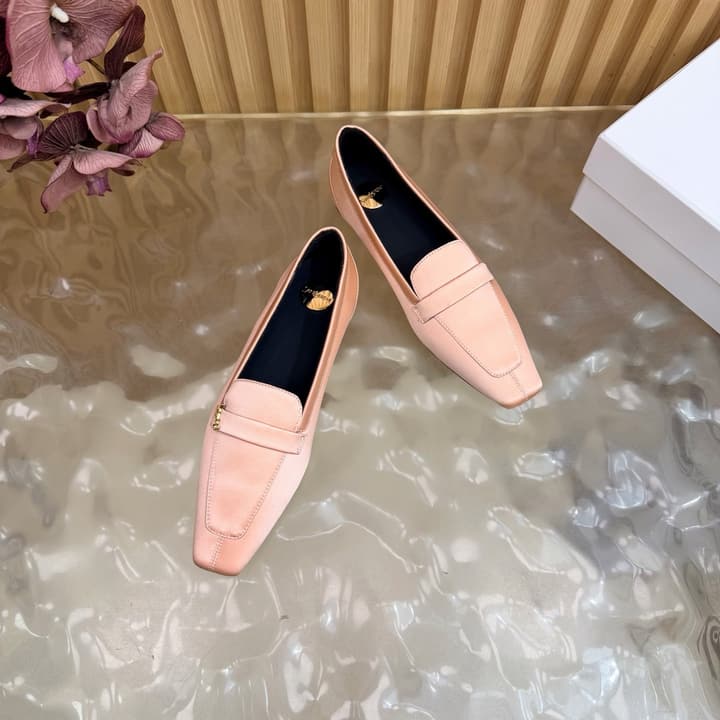 Saint Laurent Silk Chain Mules – Spring/Summer Collection – 26S in Beige