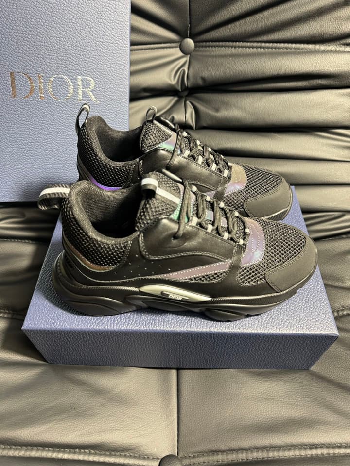 Dior B22 Calfskin Sneakers in Black