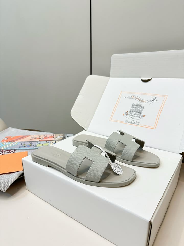 Hermès Palm Grain H-Slides in Bright Green