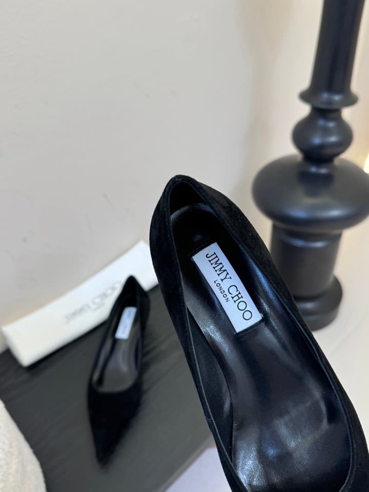 Jimmy Choo Suede Pumps – 2025 Fall Collection in Black Velvet