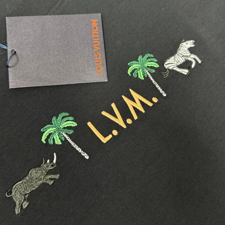Louis Vuitton Oversized Crewneck T-Shirt – Summer Collection – 26SS in Apricot