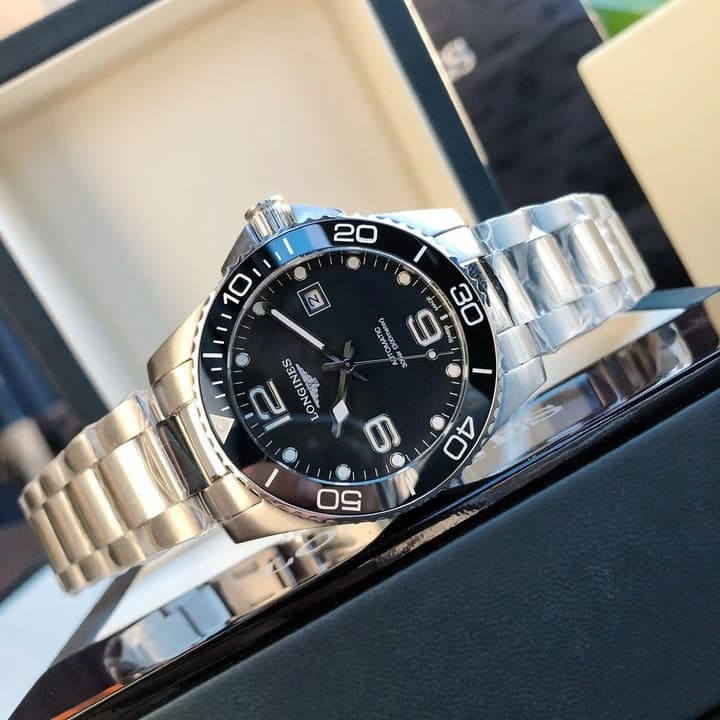 Longines Conquest Automatic Men's Watch 41mm in Black Dial With Black Rubber Strap
