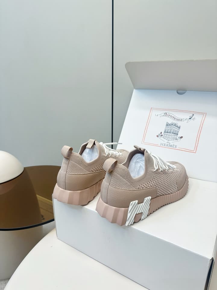 Hermes Classic Couple's Casual Sneakers in Light Beige