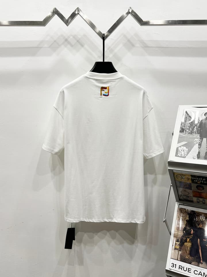 Fendi Embroidered Zipper Pocket T-Shirt – 2025SS in Black