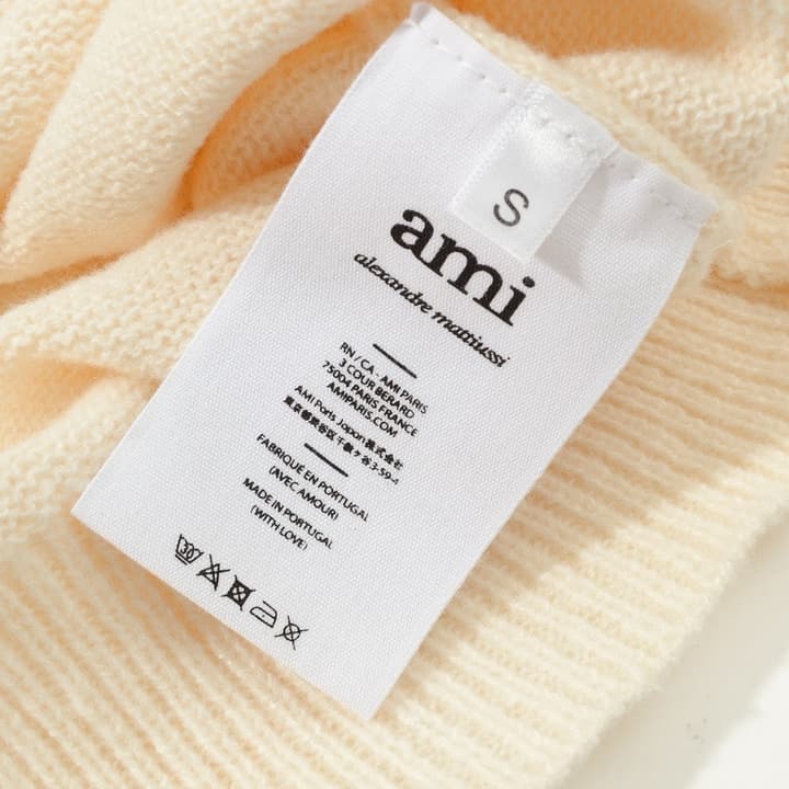 AMI Paris Holiday Limited Gold Heart Jacquard Cardigan – 24FW in Cream Gold Heart Cardigan