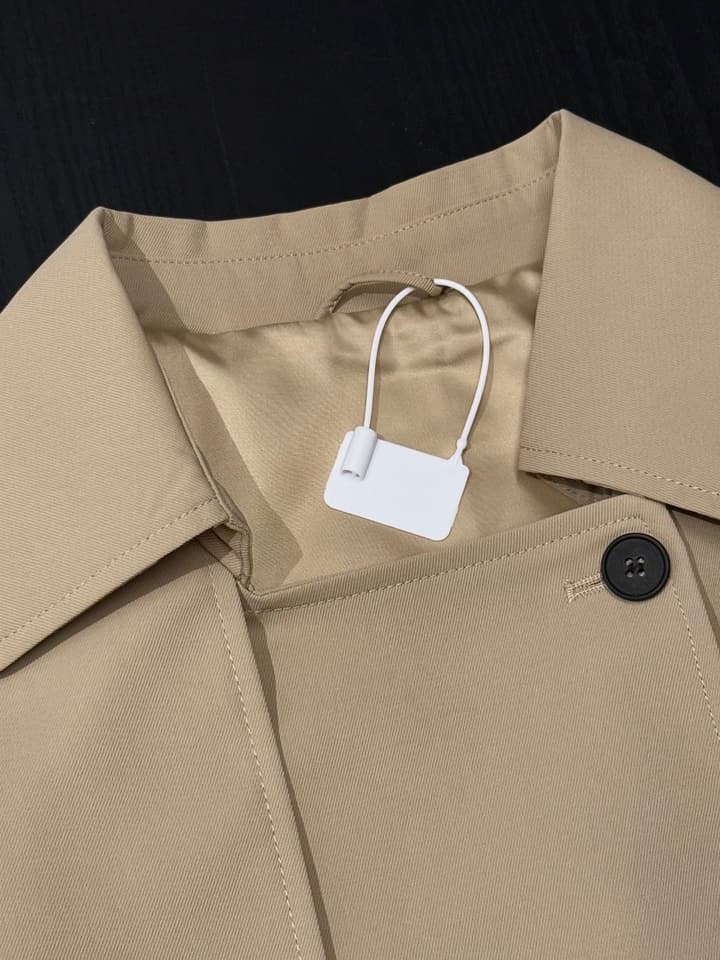 Burberry Short Trench Coat in Short Khaki Trench Coat