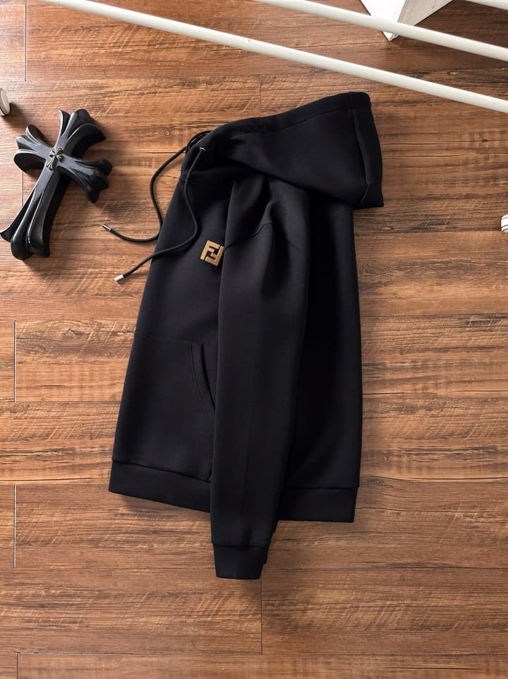 Fendi Unisex Logo Hoodie – 2025FW in Black With Logo Patch
