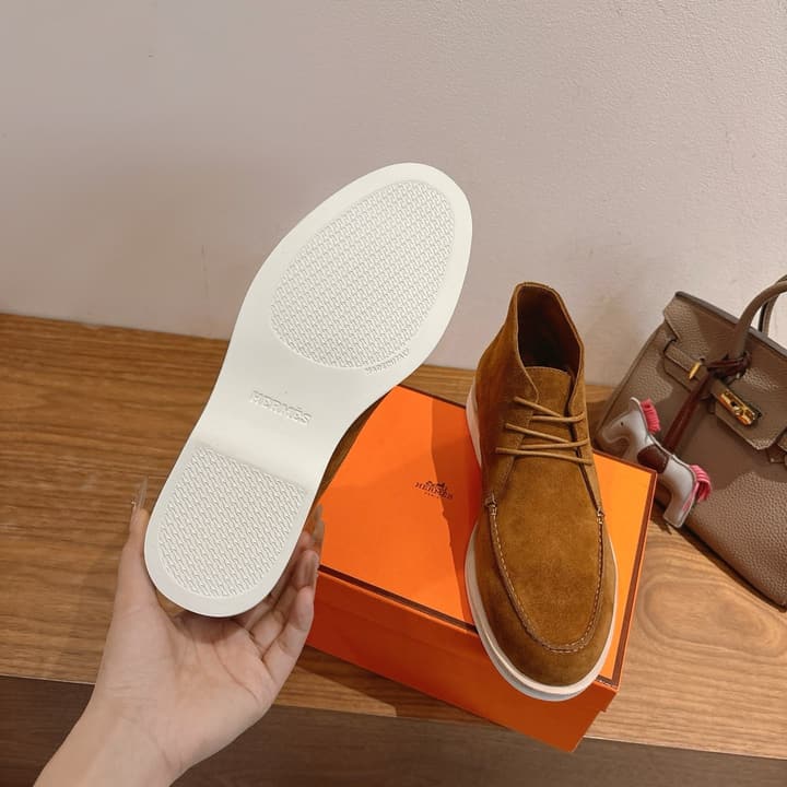 Hermès Classic Couple's Sandals – SS25 New Arrival in Black Suede