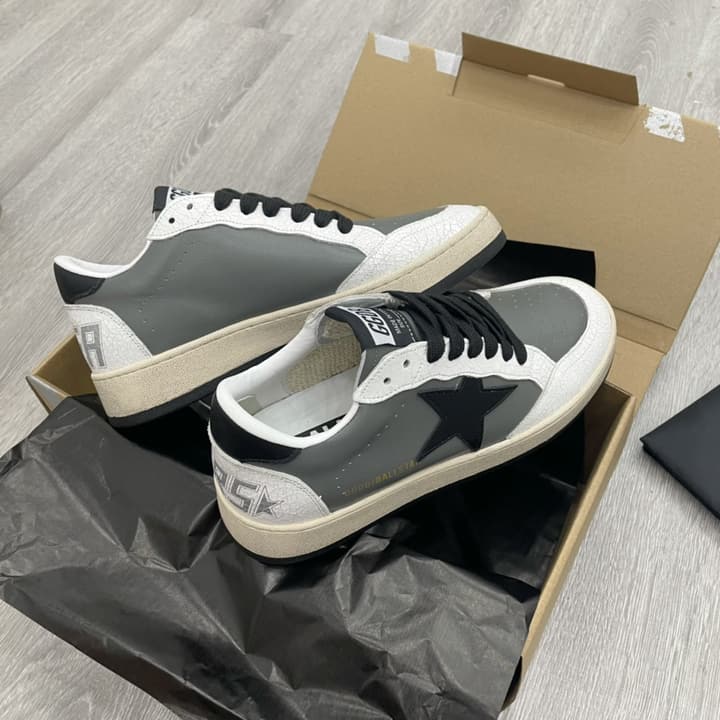 Golden Goose Ball Star Distressed Sneakers – 2023 Spring Collection in Grey Patchwork Black Star