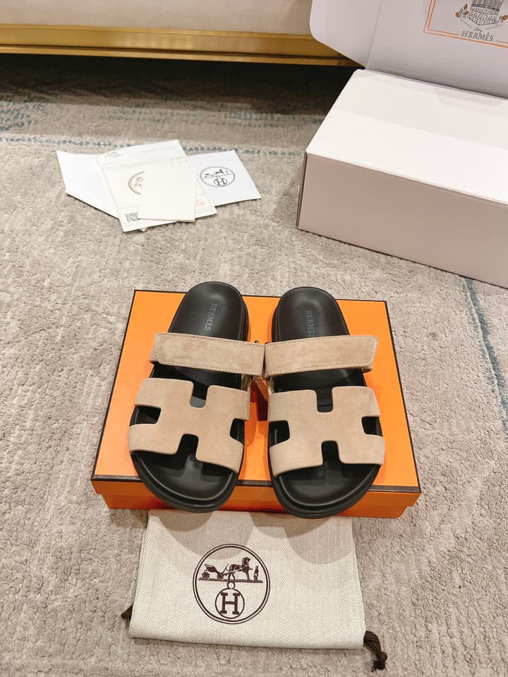 Hermès Chypre Calfskin Slides – 2023SS in Denim Blue