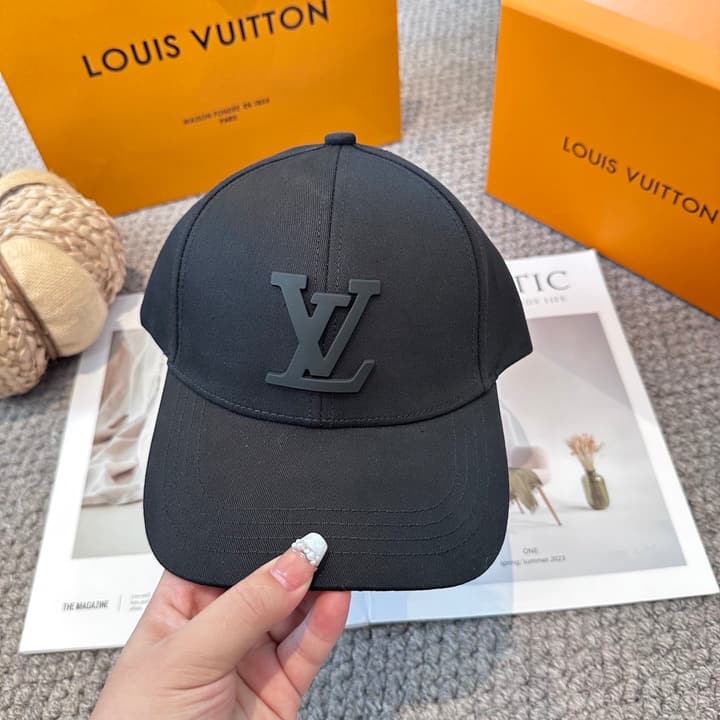 Louis Vuitton Unisex Baseball Cap – New Collection in Beige