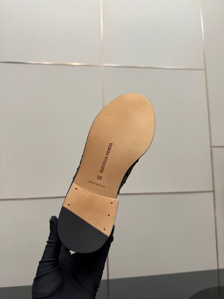 Bottega Veneta Astaire Suede Loafers in Black Leather