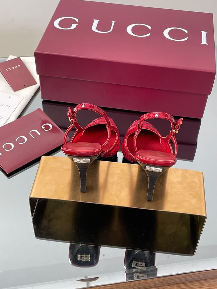 Gucci Cosmogonie GG Crystal Slingback Sandals – 2025 Early Autumn Collection in Black Crystal Gg