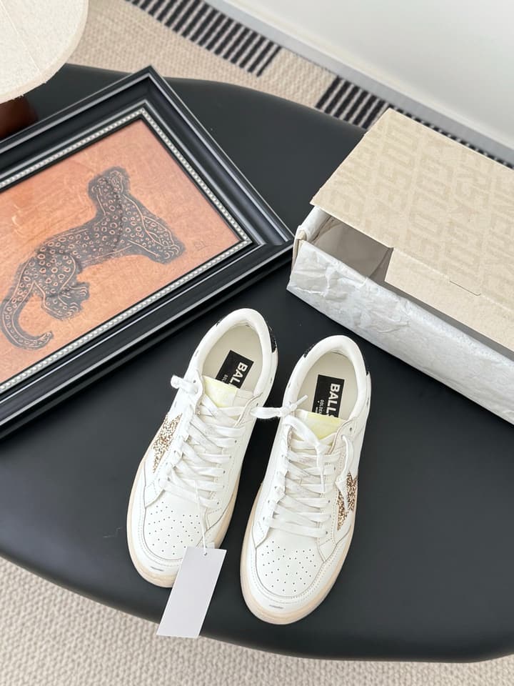 Golden Goose Graffiti Distressed Sneakers – 2024 Collection in White With Plain Laces