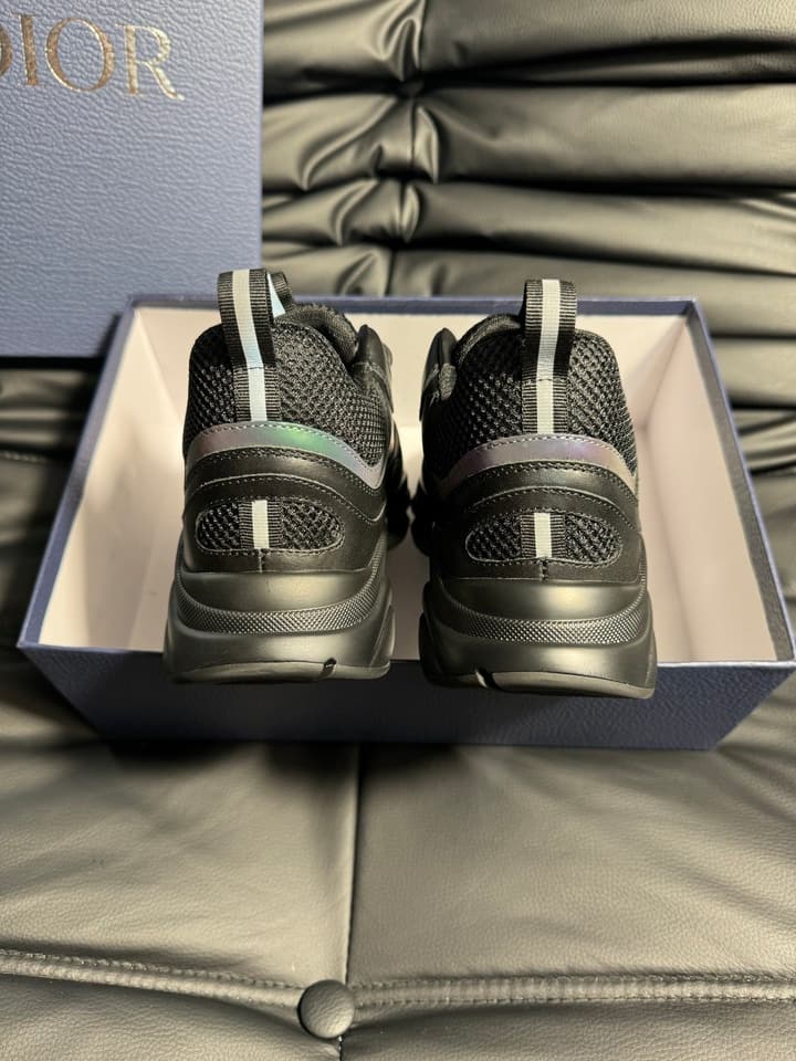Dior B22 Calfskin Sneakers in Black