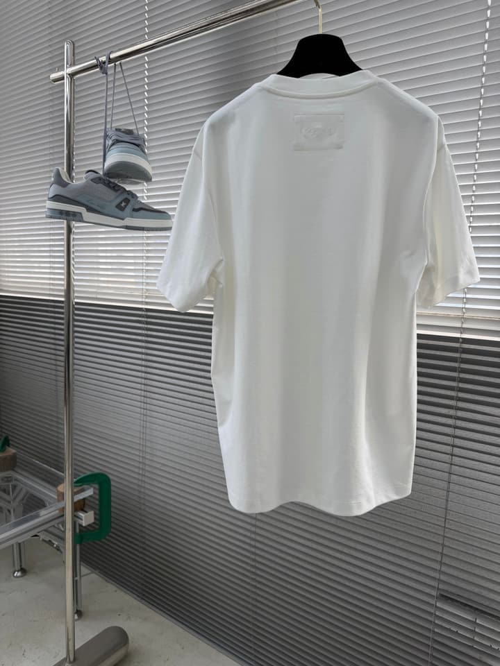 Loewe Contrast Logo T-Shirt – Spring/Summer Collection – 2026SS in Classic Black